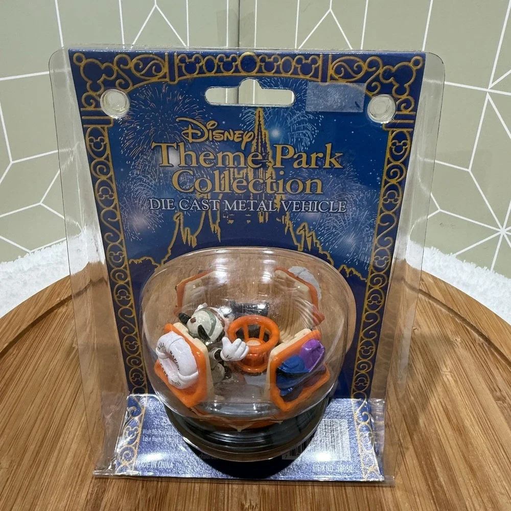 NEW! Disney Theme Park Collection Kali River Rapids Die Cast Metal‎ Vehicle